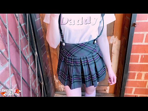 ❤️ Skoolmeisie suig haar piel diep en naai in plaas van klasse. ☑ Pornovideo by ons af.taxiporec.top ❤