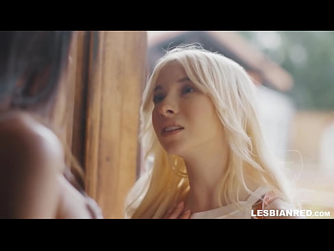 ❤️ Meisie kom 'n paar maande later by die huis en eet uiteindelik haar stiefma se poes ☑ Pornovideo by ons af.taxiporec.top ❤