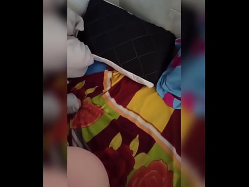❤️ My kamermaat bly alleen by die huis want haar man gaan met vakansie en ek vat die geleentheid om haar te naai en haar gat vol melk te maak ☑ Pornovideo by ons af.taxiporec.top ❤
